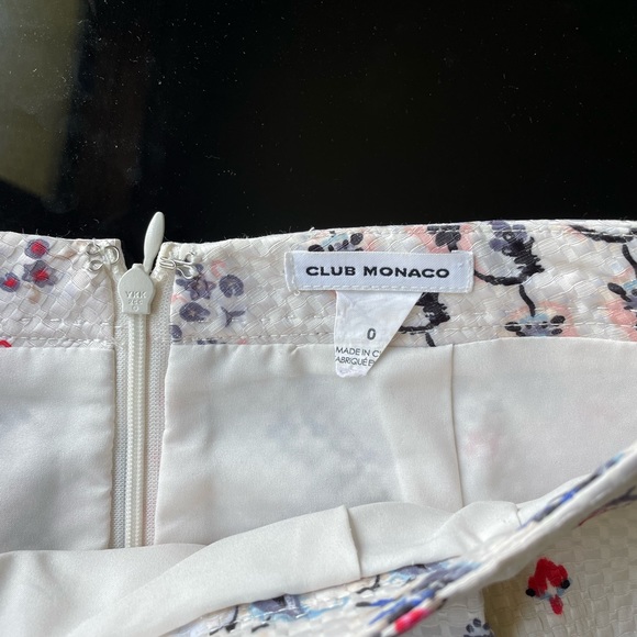 Club Monaco skirt - Picture 2 of 3